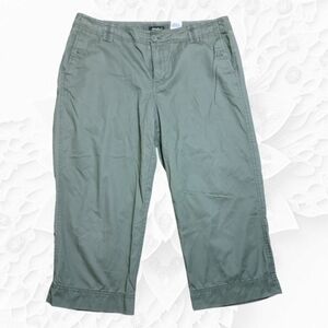 Eddie Bauer Blakely Fit Army Green Cropped Pants Size 14